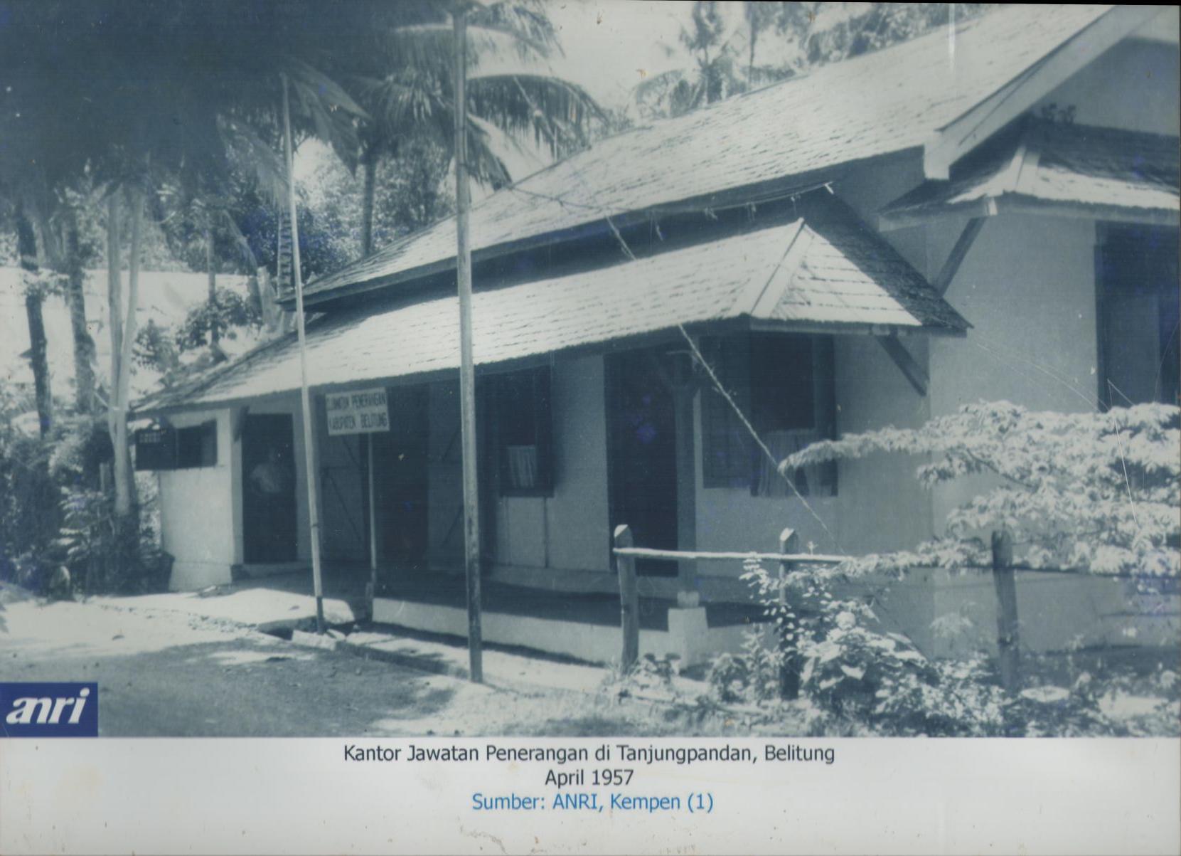 Kantor Jawatan Penerangan di Tanjungpandan, Belitung, April 1957