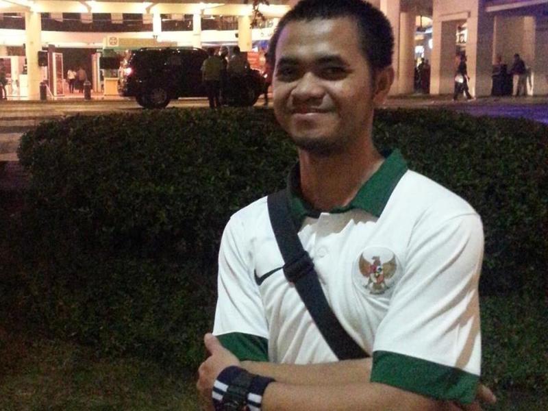 Antara Jembatan dan Perpustakaan