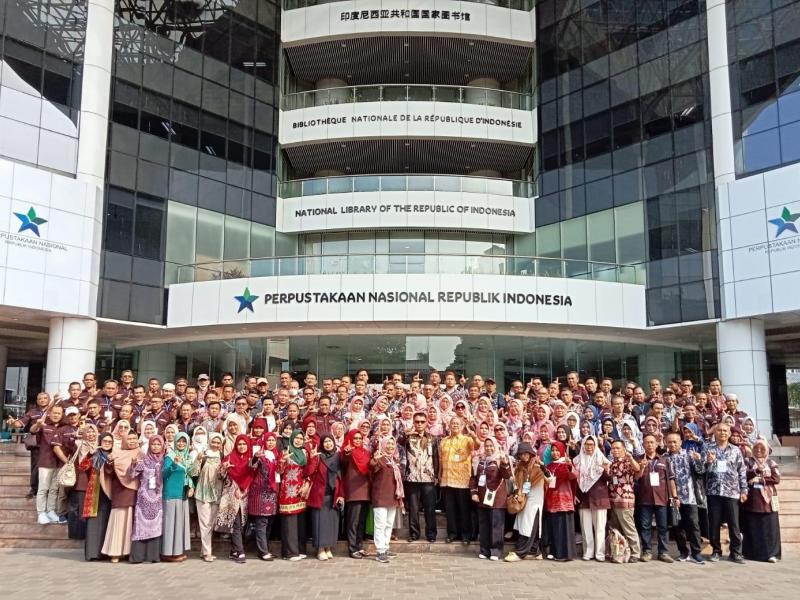 DKPUS Babel Ajak Kepala SMA/SMK/MA ke Perpusnas RI, Ini Harapan Rakhmadi  
