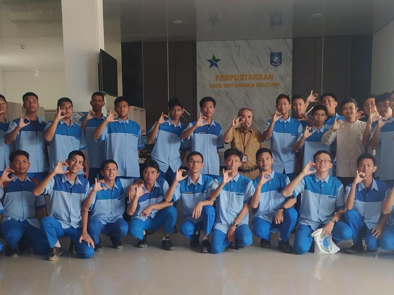 Puluhan Siswa MAN IC Bateng Dikenalkan dengan Perpusprov Babel