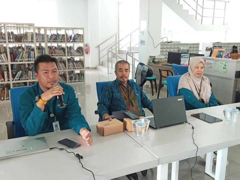 Disdukcapil Pangkalpinang Sosialisasikan Aktivasi IKD ke Pegawai DKPUS Babel