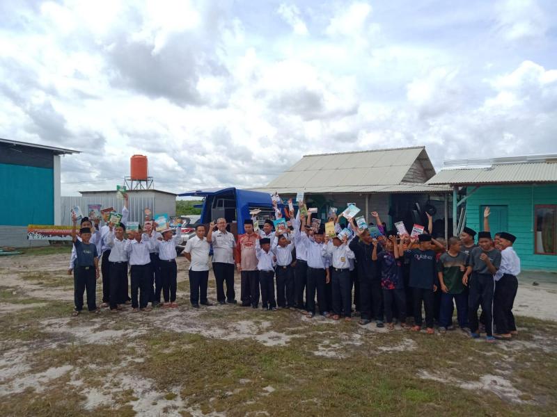 Puslingprov jadi Dorongan Ponpes Khoirul Ummah segera Dirikan Perpustakaan