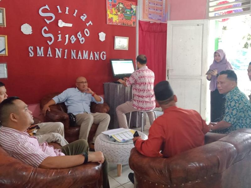 Kunjungi Perpus SMAN 1 Namang, Komisi I DPRD Babel Minta Anggaran Perpustakaan Ditingkatkan 