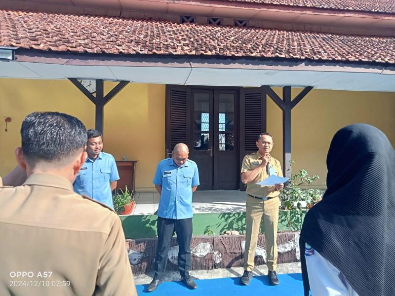 Plt. Kadis Yopi Berikan Apresiasi ke Sejumlah Honorer DKPUS yang Ikut Seleksi PPPK