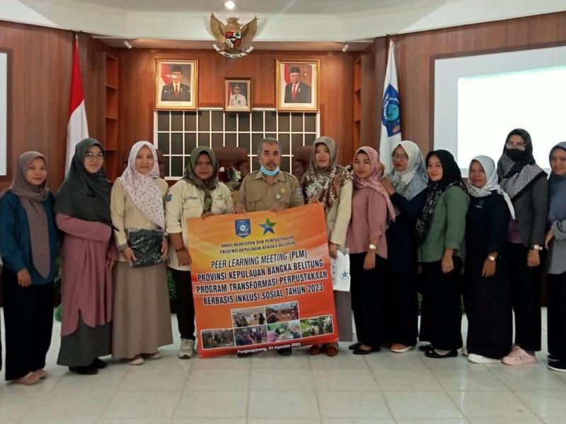 DKPUS Babel Berikan Penghargaan Pada Tiga Perpustakaan Kelurahan di Pangkalpinang dalam PLM 2023