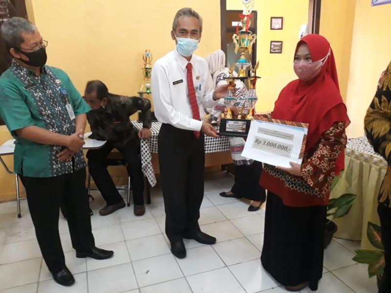 Suminem tak Menyangka Desanya Juara I Pengelolaan Arsip Tingkat Desa/Kelurahan Se-Babel