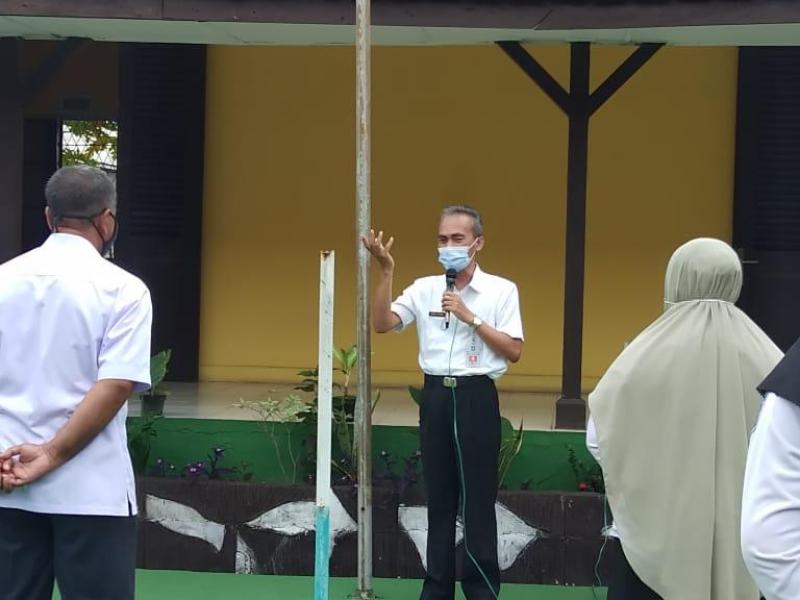 Asyraf Ajak Pegawai DKPUS Babel Tingkatkan Pelayanan