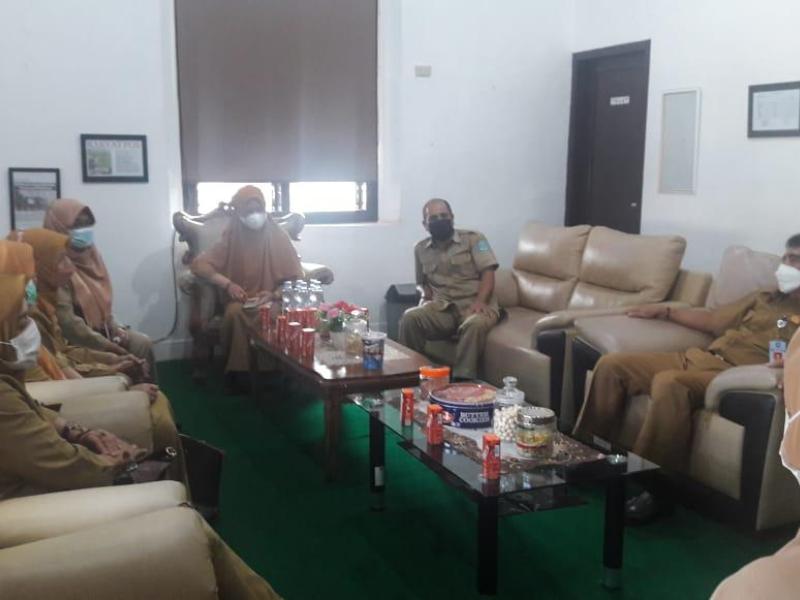 Kunjungi DKPUS Babel, Kepala DKP Bangka Belajar Pengelolaan Arsip Statis