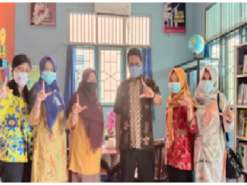 Perpustakaan SMKN 1 Kelapa Siap Capai Nilai Terbaik, DKPUS Beri Pembinaan