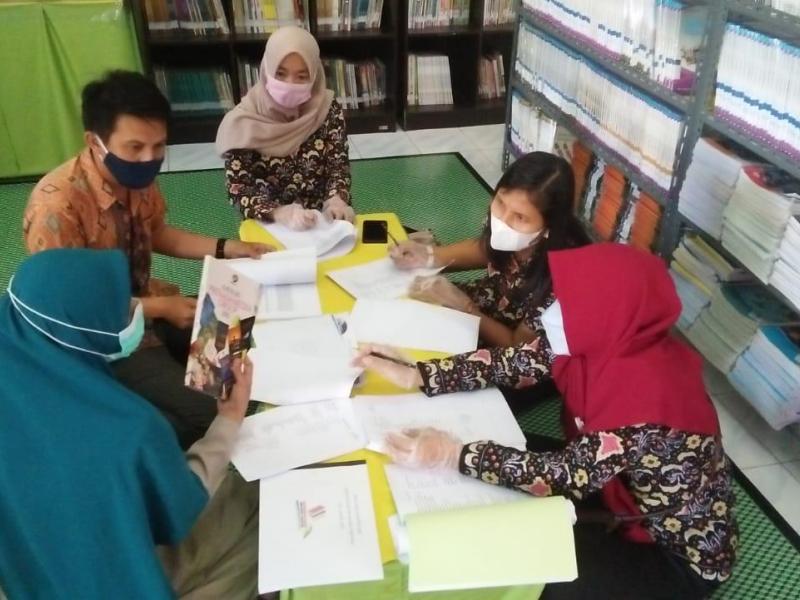 Nilai Perpustakaan SKASAGA, Tim Juri Lomba Provinsi Rela Tembus Zona Merah 