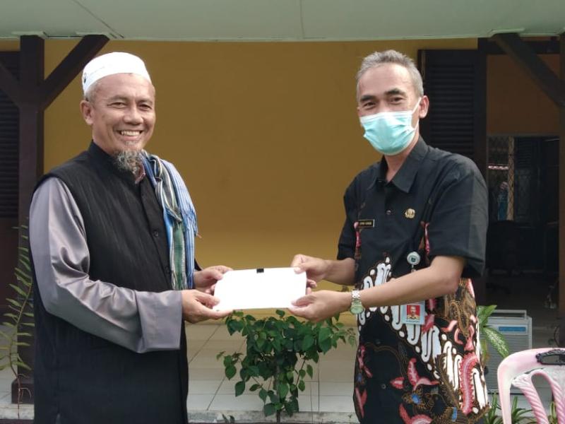 Pegawai DKPUS Babel Bantu Rumah Tahfizh Salsabila Gandaria