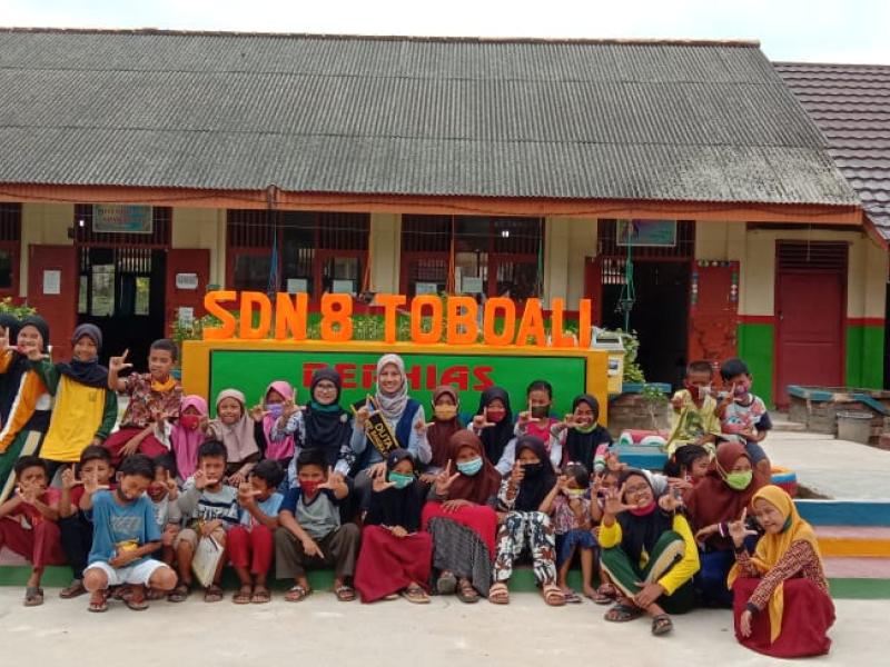 Melalui Layanan Pusling, Annisa Ajak Anak-anak Toboali Gemar Membaca 