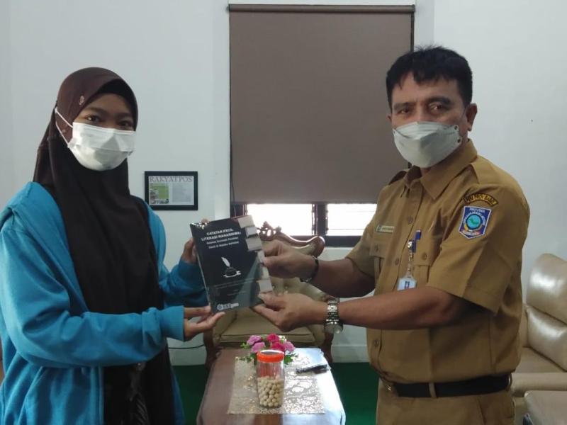 Koleksi Buku untuk Perpusprov, Rakhmadi Berharap tak Hanya Mahasiswa UBB