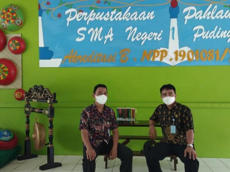 Rakhmadi Tinjau Kesiapan Perpustakaan SMAN 1 Puding di Lomba Tingkat Nasional 