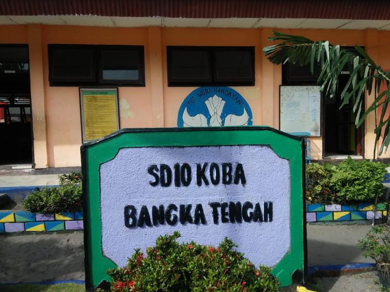 Pelaksanaan Kegiatan Perpustakaan Keliling di SD Negeri 10 Terentang, Kecamatan Koba, Kabupaten Bangka Tengah.