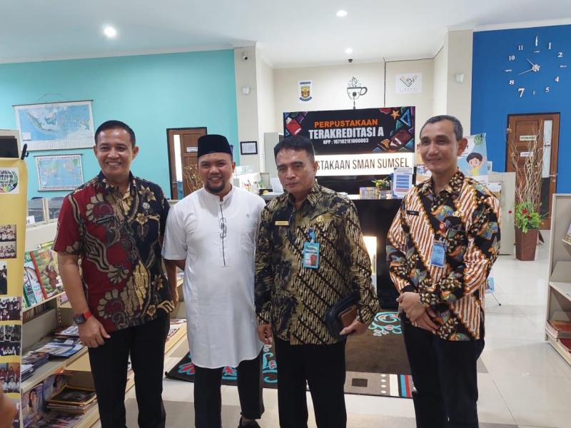 Kunjungan Akreditasi Perpustakaan Sekolah, Ketua Komisi I DPRD Babel Berharap Babel Tiru SMA Negeri Sumsel