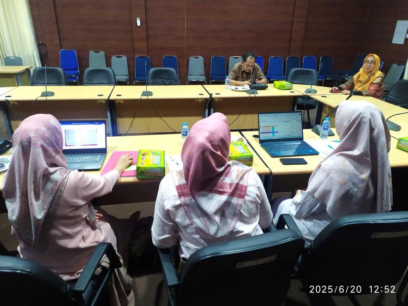 Pengawasan Kearsipan Internal DKPUS Sasar Disnaker Babel