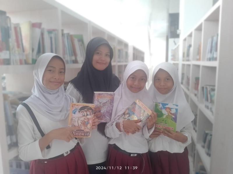 Outing Class, Belasan Siswa SDN 55 Pangkalpinang Belajar Beberapa Jam di Perpusprov