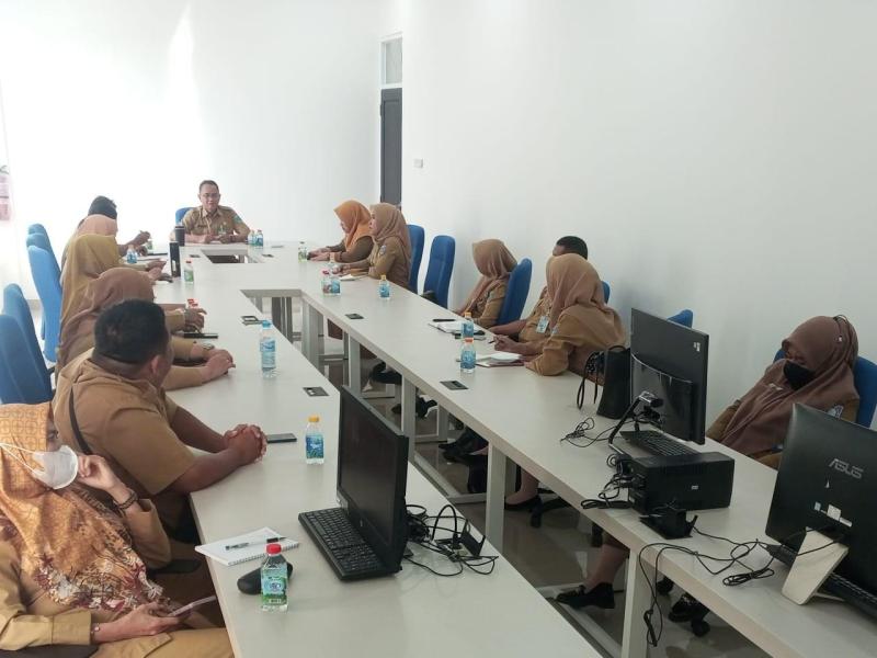 Plt Kepala DKPUS Bersama Pustakawan Bahas Strategi Pengembangan Perpusprov Babel   