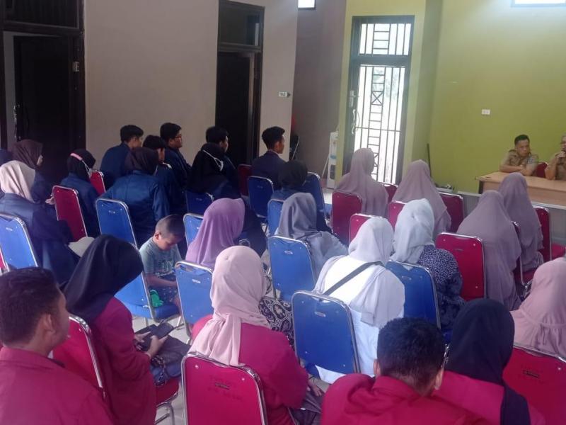 Dikunjungi Tim Puslingprov, Kades Janji Aktifkan Lagi Perpusdes Airgegas