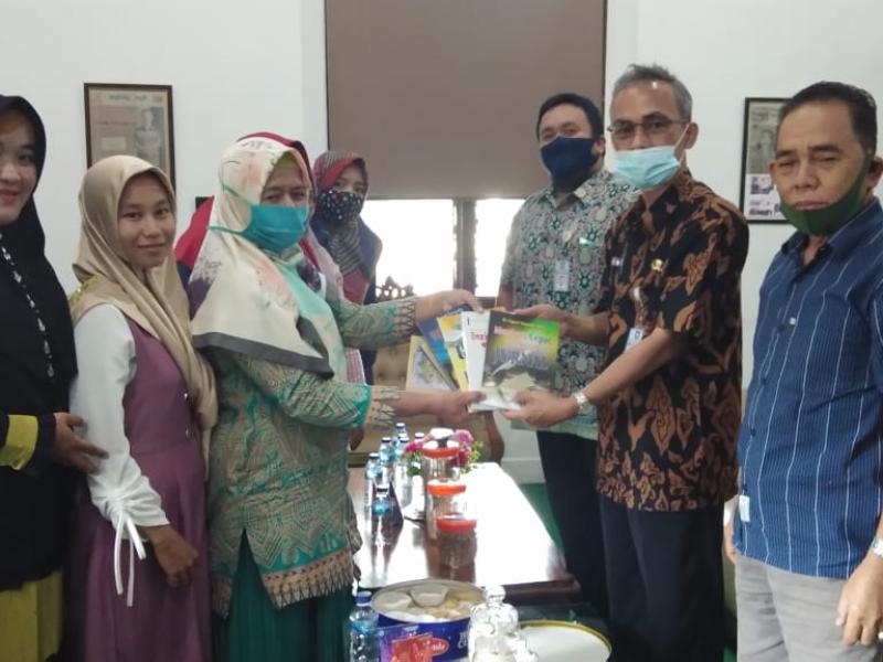 Kepala SDN 12 Jebus Minta Bimbingan DKPUS Babel 