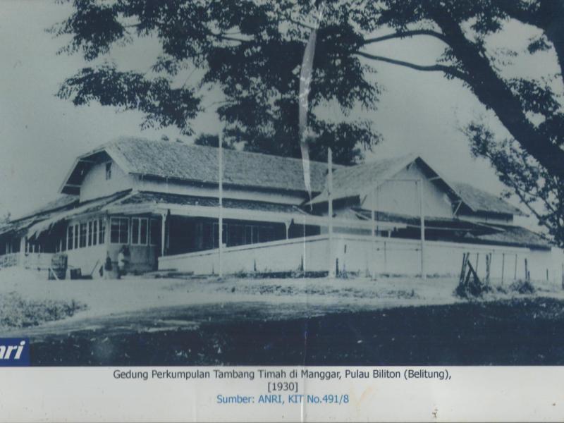 Gedung Perkumpulan Tambang Timah di Manggar, Pulau Biliton (Belitung), Tahun 1930