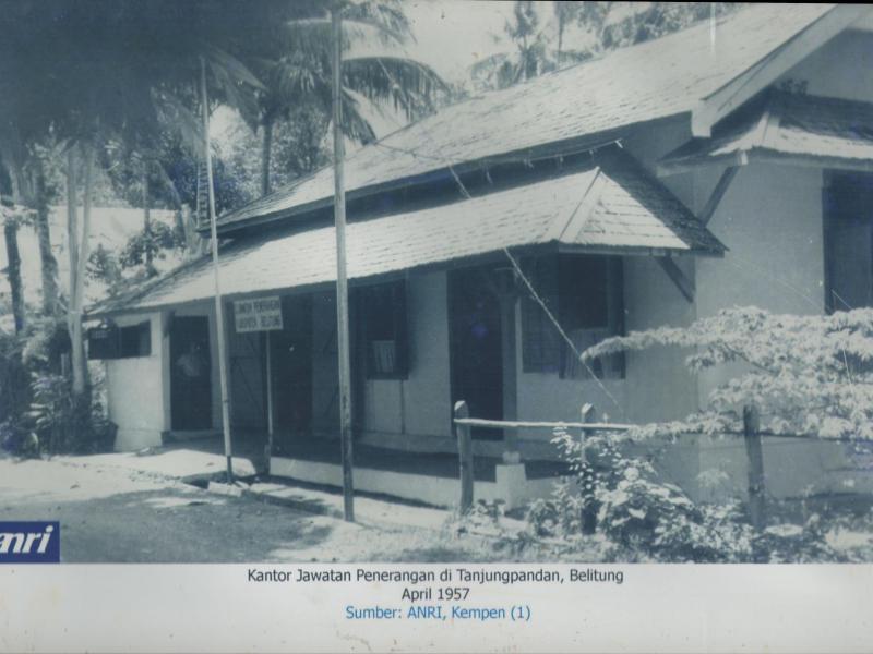 Kantor Jawatan Penerangan di Tanjungpandan, Belitung, April 1957