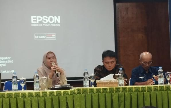 Visitasi Kepala DKPUS bersama Tim Penilai Perpustakaan ke SMKN 1 Tanjung Pandan, Kamis (18/4/2024).