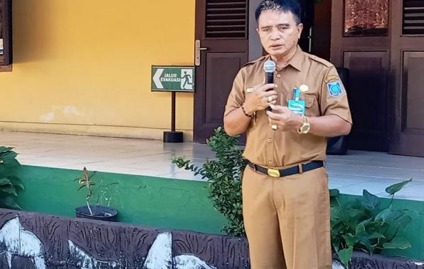 Kepala DKPUS Babel Rakhmadi. Kepala DKPUS Babel Rakhmadi.