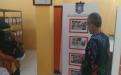 Wakil Ketua DPRD Beltim melihat-lihat tata pengelolaan arsip DKPUS Babel.