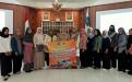 Penerima Penghargaan Perpustakaan Terbaik Implementasi program TPBIS 2023 foto bersama peserta Peer Learning Meeting Babel 2023. 