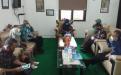 Kepala DKPUS Babel Asyraf Suryadin saat menerima kunjungan Ketua Lembaga Administrasi Nasional Perpustakaan Nasional, Tisyo Haryono.