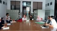 Kabid Pengelolaan Arsip Daerah DKPUS Babel Doni Golput mewakili Kepala DKPUS Babel Rakhmadi bersama sub koordinator dan arsiparis berdialog dengan Tim ANRI, Rabu (23/11/2022). 