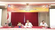 Kepala DKPUS Babel Rakhmadi saat membuka Workshop Hasil Pengawasan Kearsipan Eksternal dan Internal sekaligus penyerahan laporan hasil pengawasan kearsipan ekternal dan internal Provinsi Babel Tahun 2023, Rabu (15/11/2023), di Hotel Cordela..