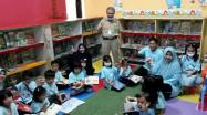 Puluhan anak-anak usia dini dari Rumah Belajar Aisyah belajar di Perpustakaan Provinsi Babel, Selasa (20/12/2022). 
