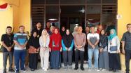 Tim DKP Bateng foto bersama di Halaman Depan Kantor DKPUS Babel, Jumat (15/12/2023).