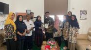 Kepala DKPUS Babel Rakhmadi saat menerima kunjungan Pengurus DPW Partai Nasdem Babel, Kamis (15/12/2022).