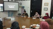 Rakhmadi Kepala DKPUS Babel memimpin Rapat Evaluasi Kinerja di Bidang Kearsipan, Kamis (7/10/2021).