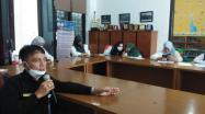 Kepala DKPUS Babel Rakhmadi saat menyampaikan pertanyaan dalam Sosialisasi Pemusnahan Arsip via zoom meeting, Rabu (30/6/2021).