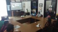 Kepala DKPUS Babel Dr Asyraf Suryadin saat menggelar zoom meeting bersama ASN DKPUS Babel yang WFH.